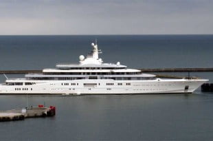 l'Eclipse è uno degli yacht più grandi e costosi al mondo
